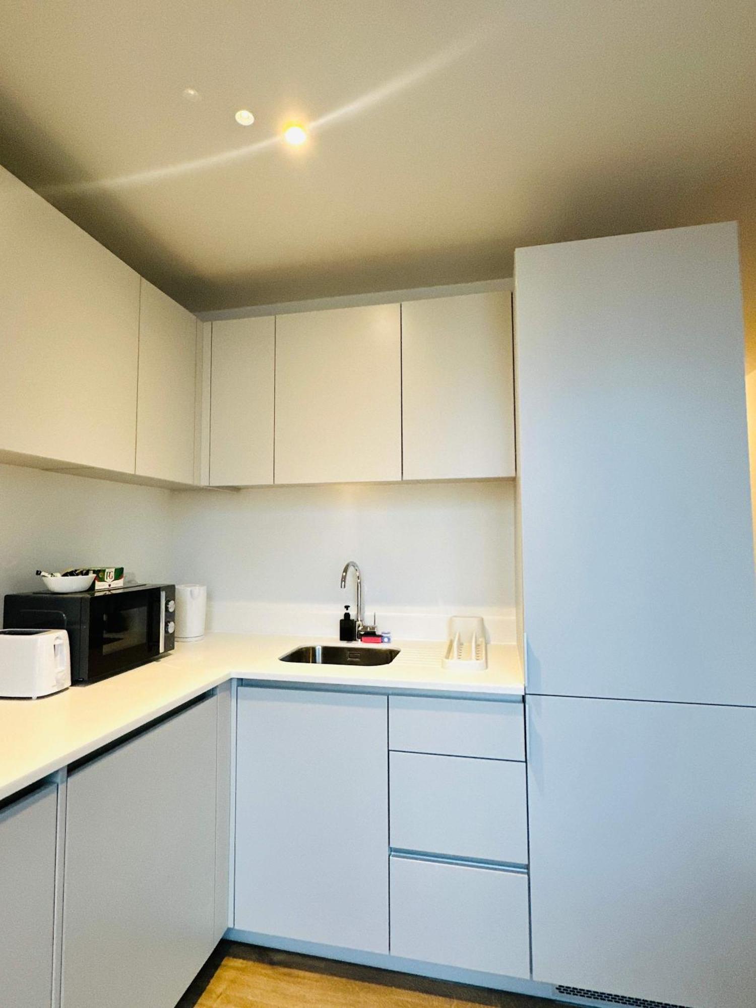 Spacious 1 Bedroom In Birmingham