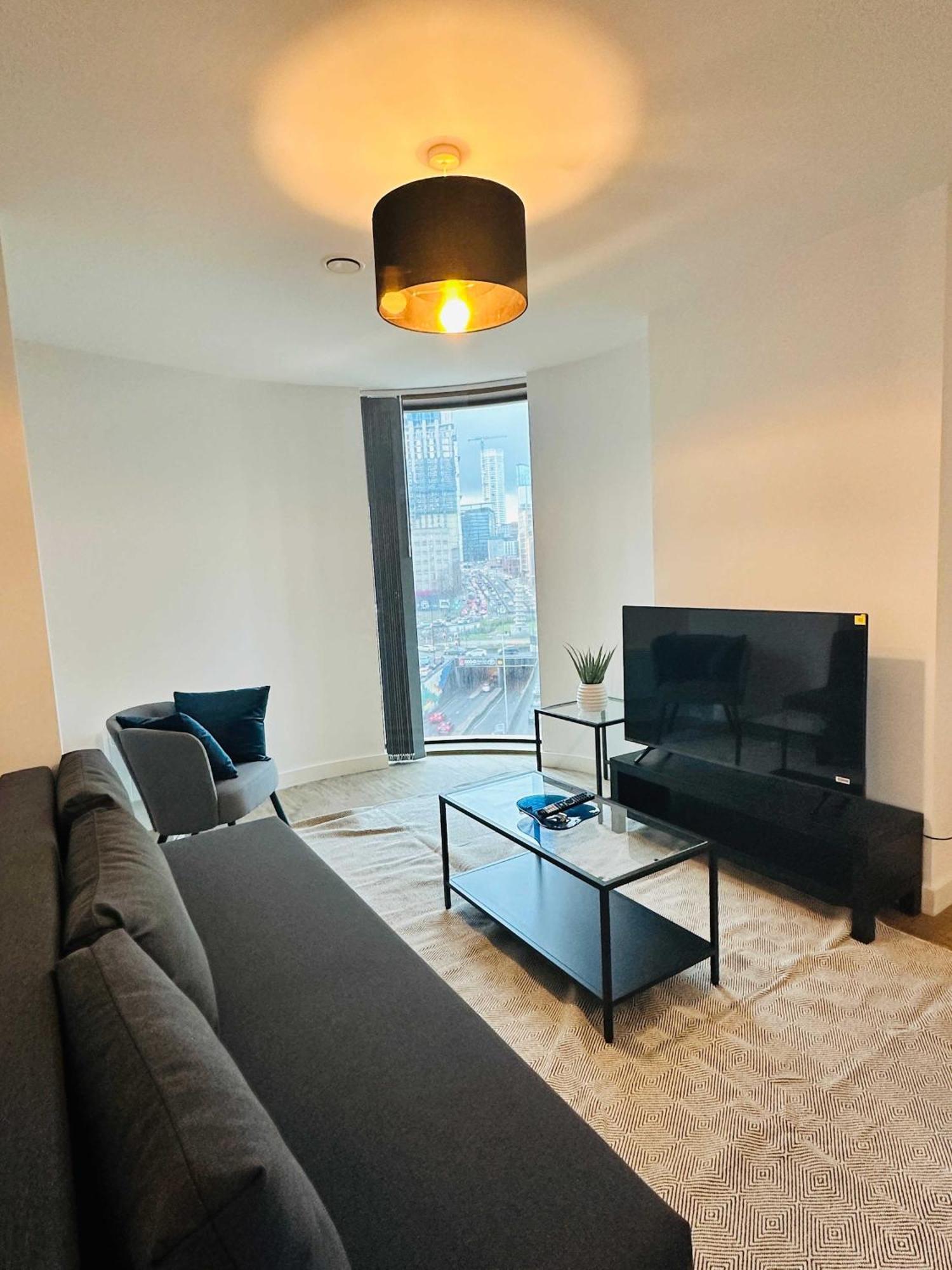 Apartment Spacious 1 Bedroom In